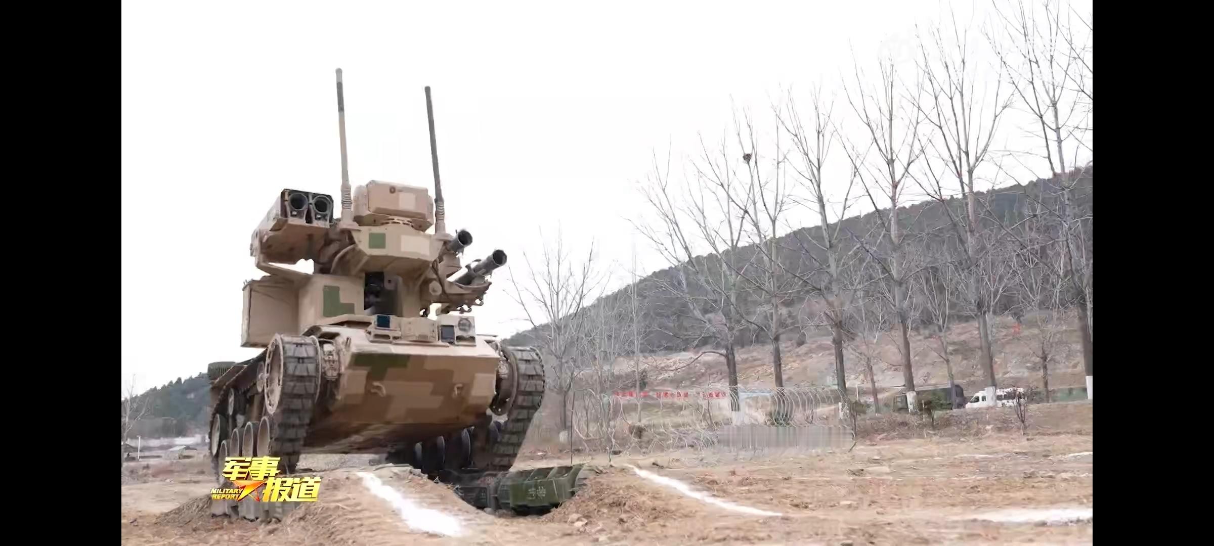 2026开训，71集团军某部～侦打突击无人车。对比细节，为2025阅兵同款，貌似
