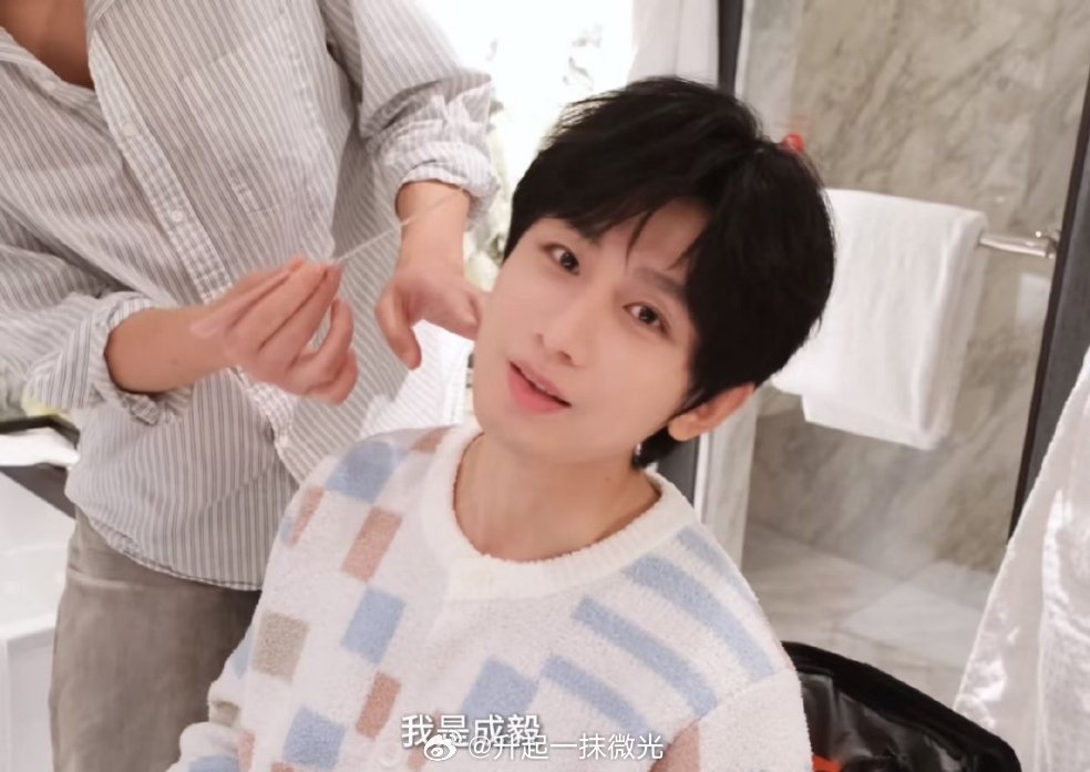 正月十五 元宵安康🏮吃一碗甜糯，盼一年圆满灯火映团圆，岁岁皆平安 