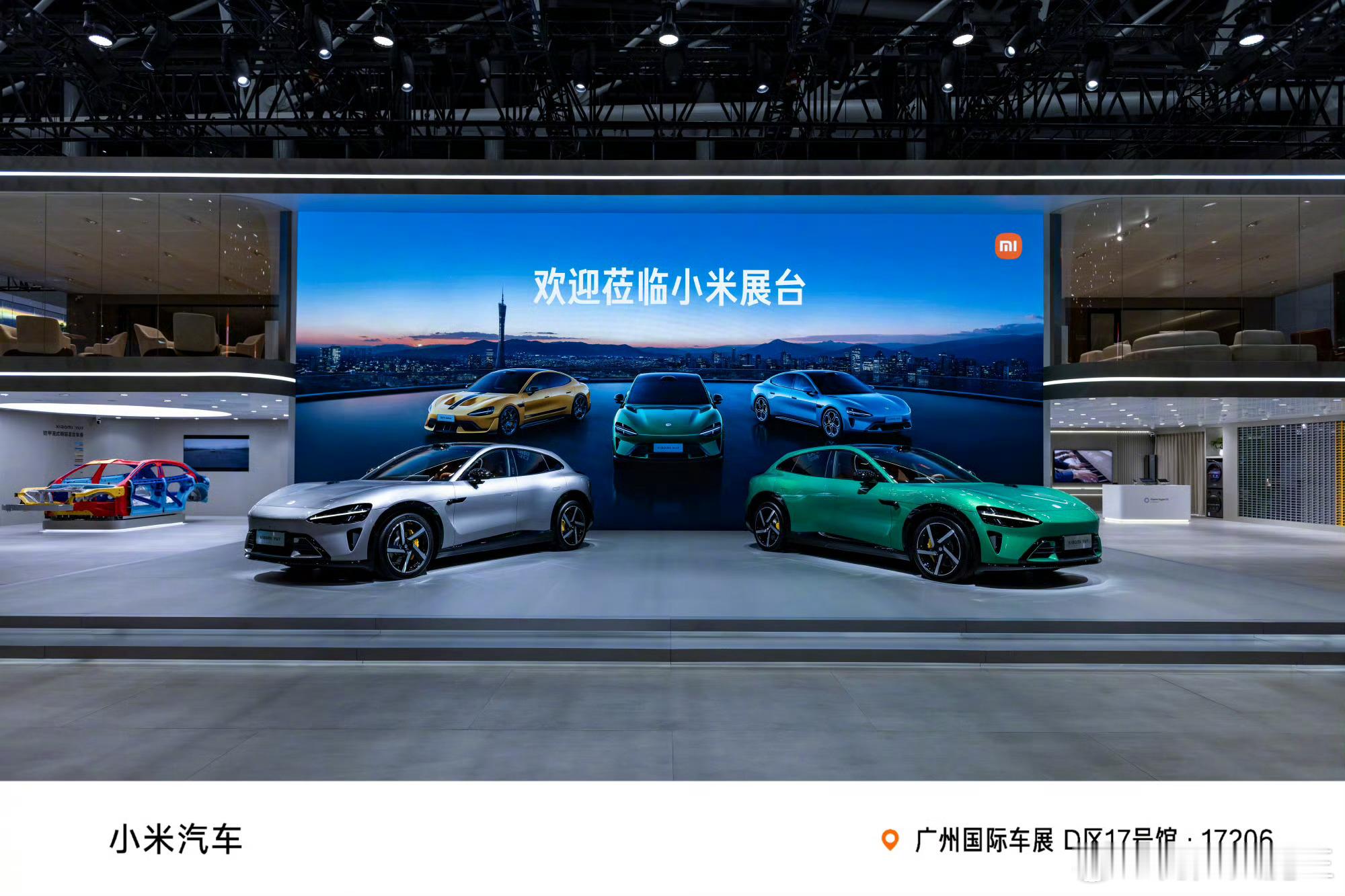 一年时间，小米辅助驾驶的进步肉眼可见。没有盲目追高VLA技术，而是选择强化学习这