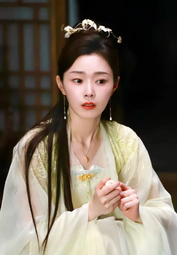 宋轶怎么美成这样了 很喜欢庆余年里她演的范若若[期待] ​​​