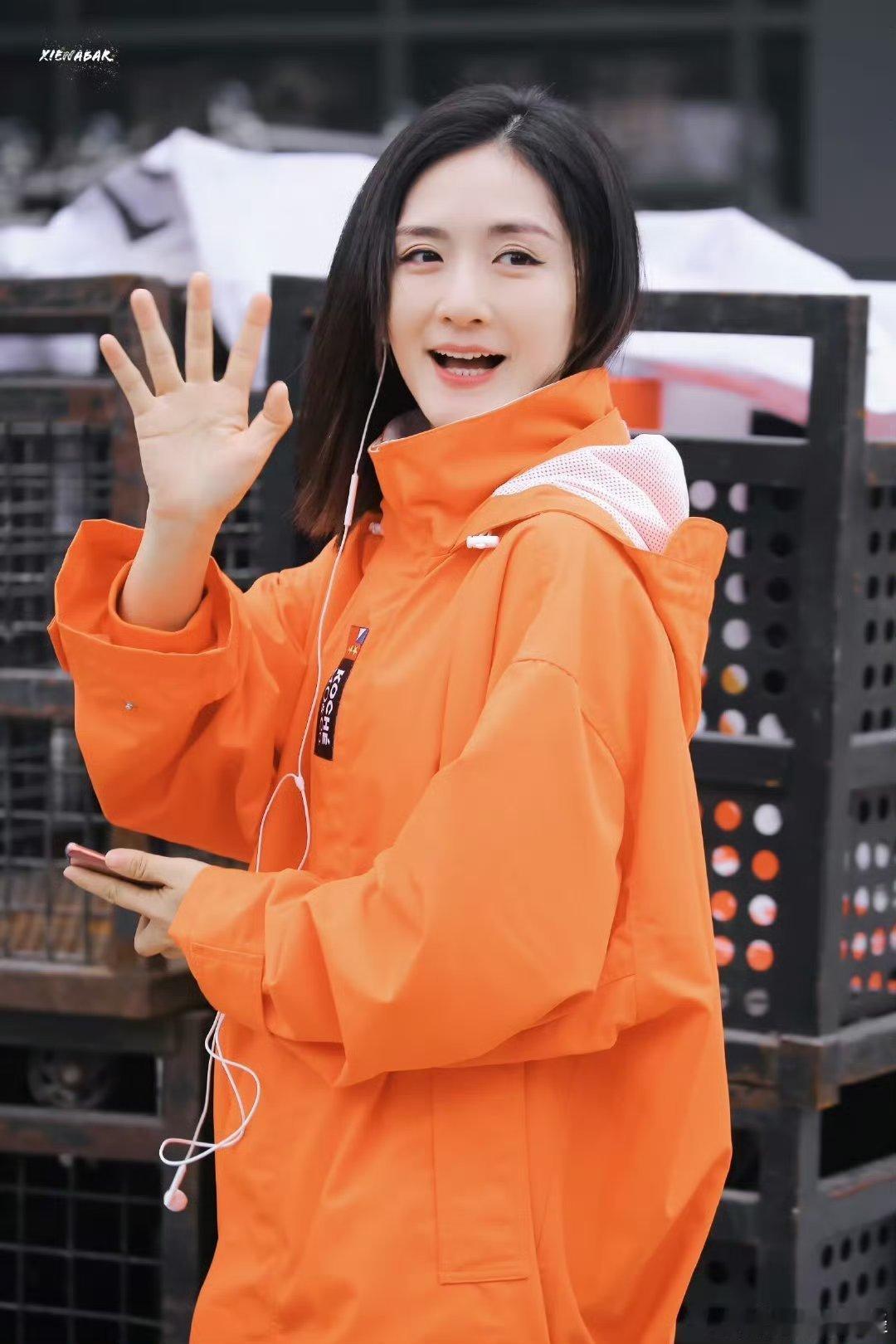 谢娜说要永远保持向上姿态谢娜说妈妈的身份让她在陪伴中成长 回看娜姐的一路历程，满