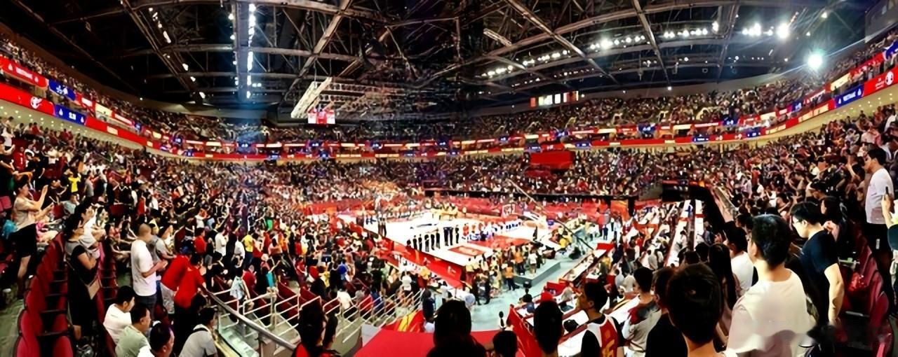 中国男篮2月26日18:05客场挑战日本队。上一窗口期连输韩国，这场必须拿下。1