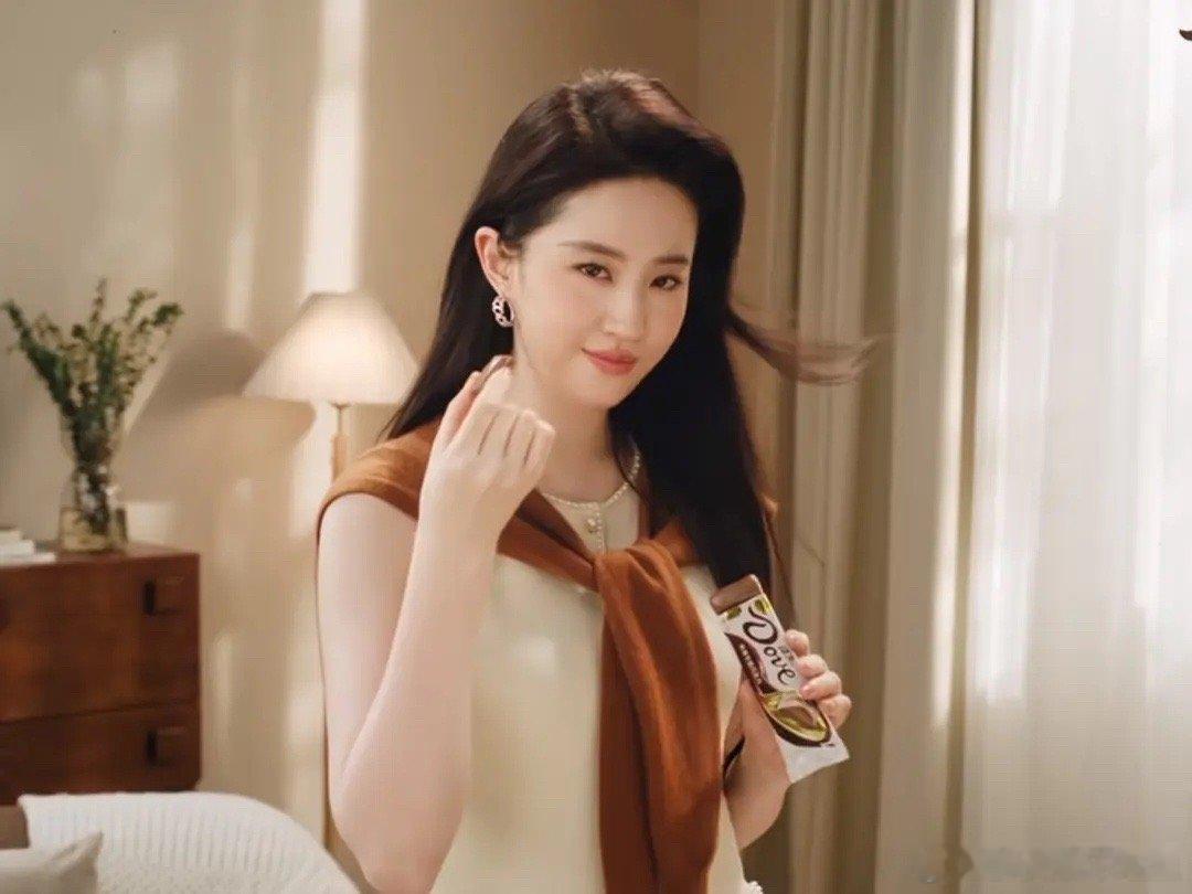 刘亦菲着是不是假吃🤔 ​​​