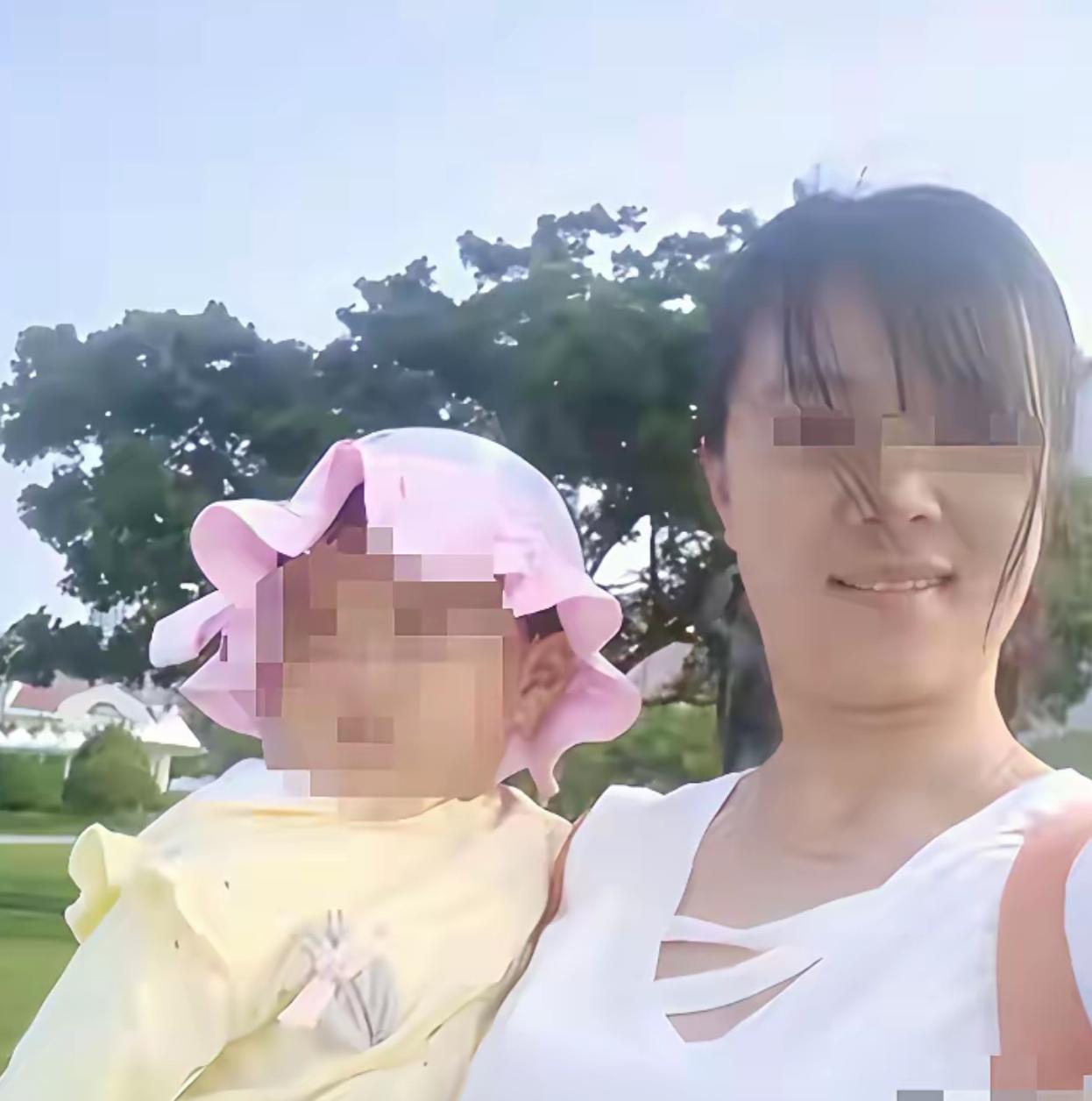 青岛一男子婚后育有三孩（两儿一女）。他常年在外打工赚钱，三个孩子的学费、生活费全