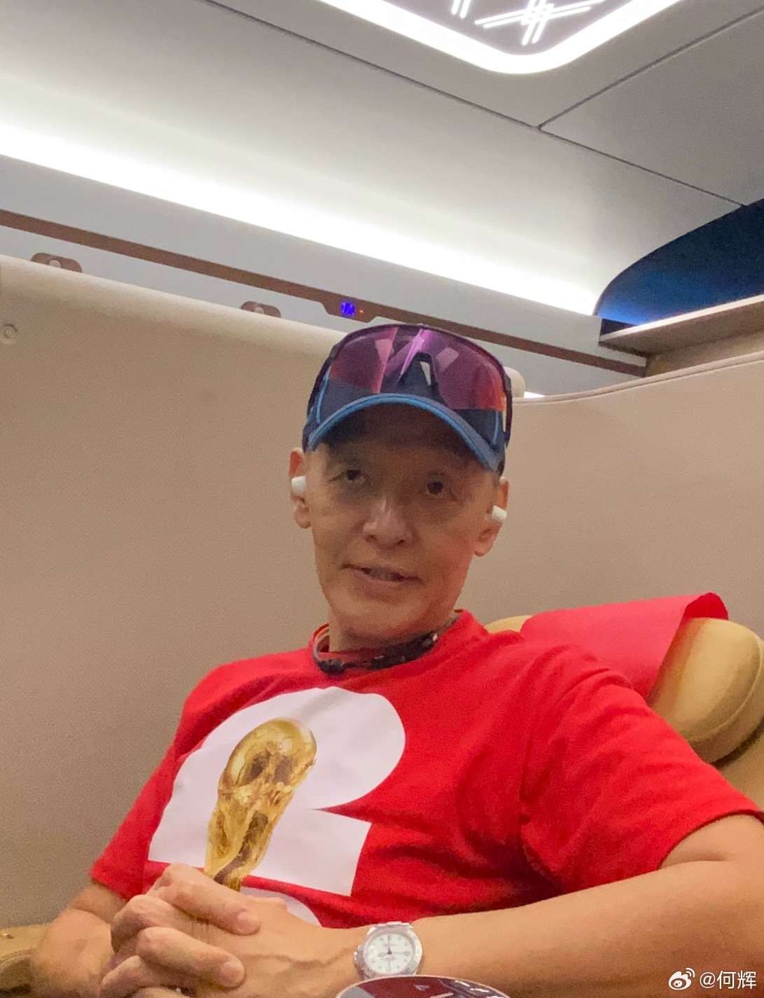 去往北京路上，今晚在这，荷瑞、德科、突日三场！节日由天黑睇到中午饭！😅😅⚽️