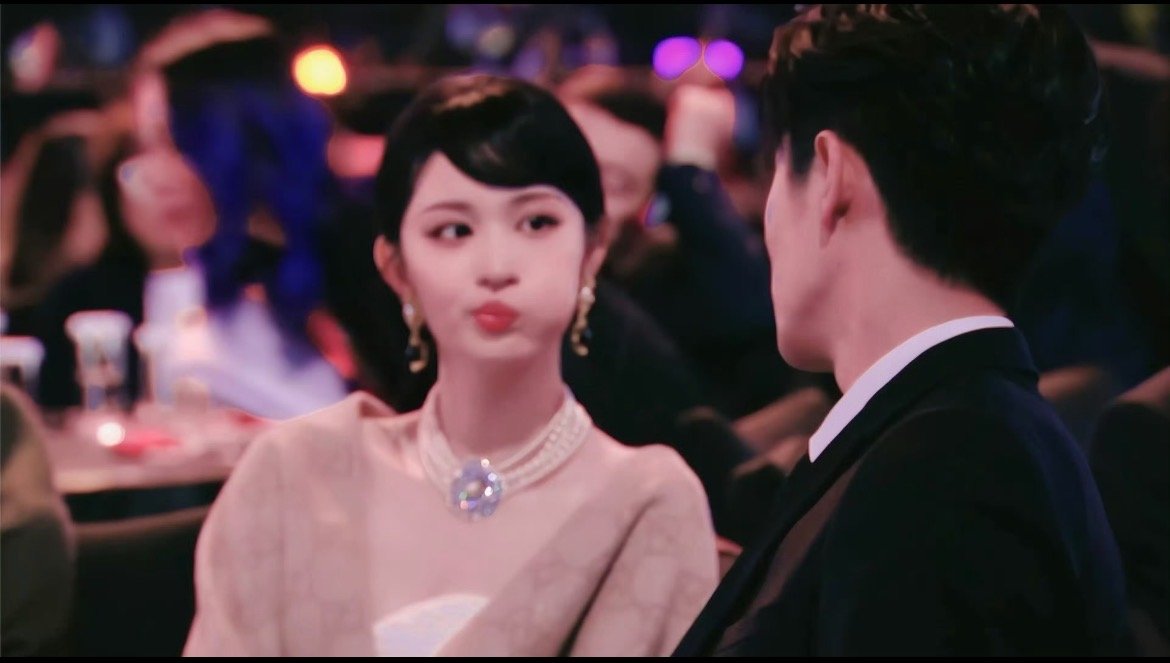 王楚然对着丞磊卖萌王楚然对丞磊卖萌王楚然对着丞磊卖萌 