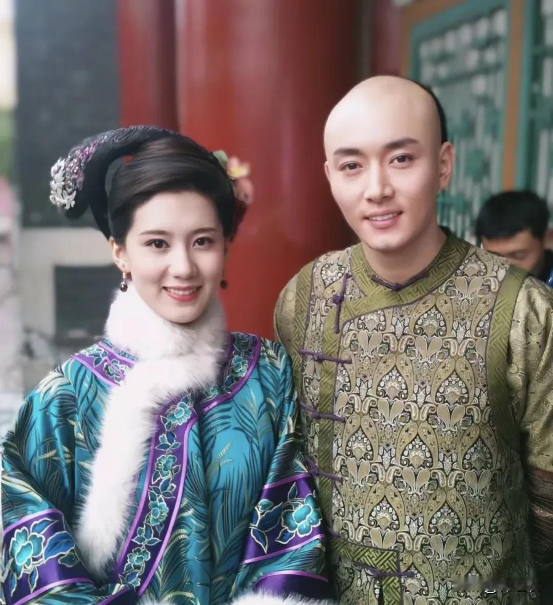 我是认为浣碧跟果郡王无法真正产啥感情，是因为有甄嬛的存在，毕竟浣碧目睹了他们俩的