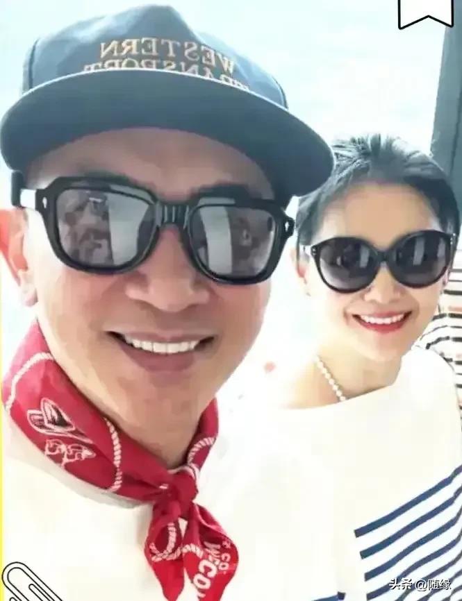 一直不明白，具俊晔到底有什么特别之处，能让S一家对如此宠爱？
拎包入住，没婚礼，