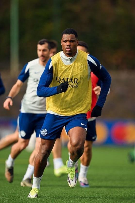 瓜罗：邓弗里斯昨天已经重新开始与球队一起训练了萨索洛0比5国际米兰冬奥会热点现场