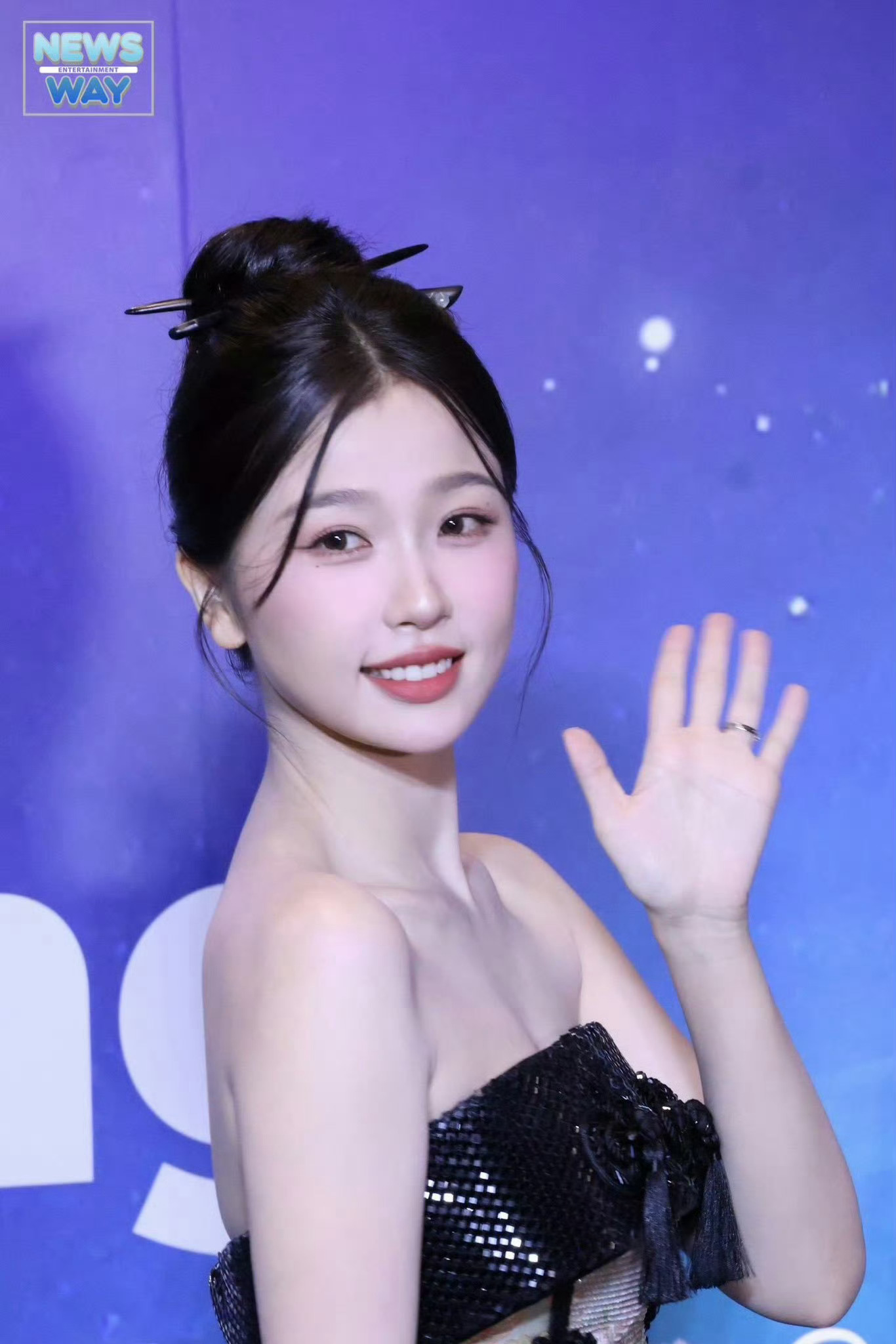 #虞书欣亮相曼谷# 这个妆对味了 媒体图都 ​​​