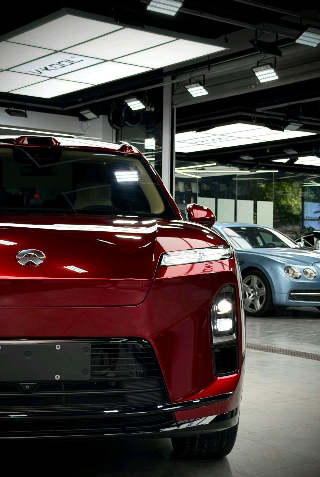 雾草，刚才在APP刷到这个颜色，车友自己贴的，真的好看啊！！！！非常正的红色，而