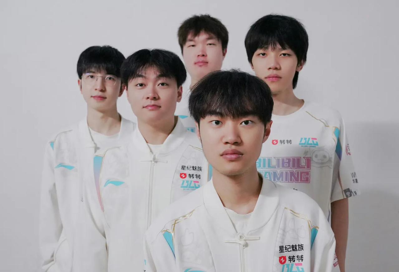 BLG和JDG携手晋级MSI，估计就是最完美的结果了


鉴于TES“国际大赛软