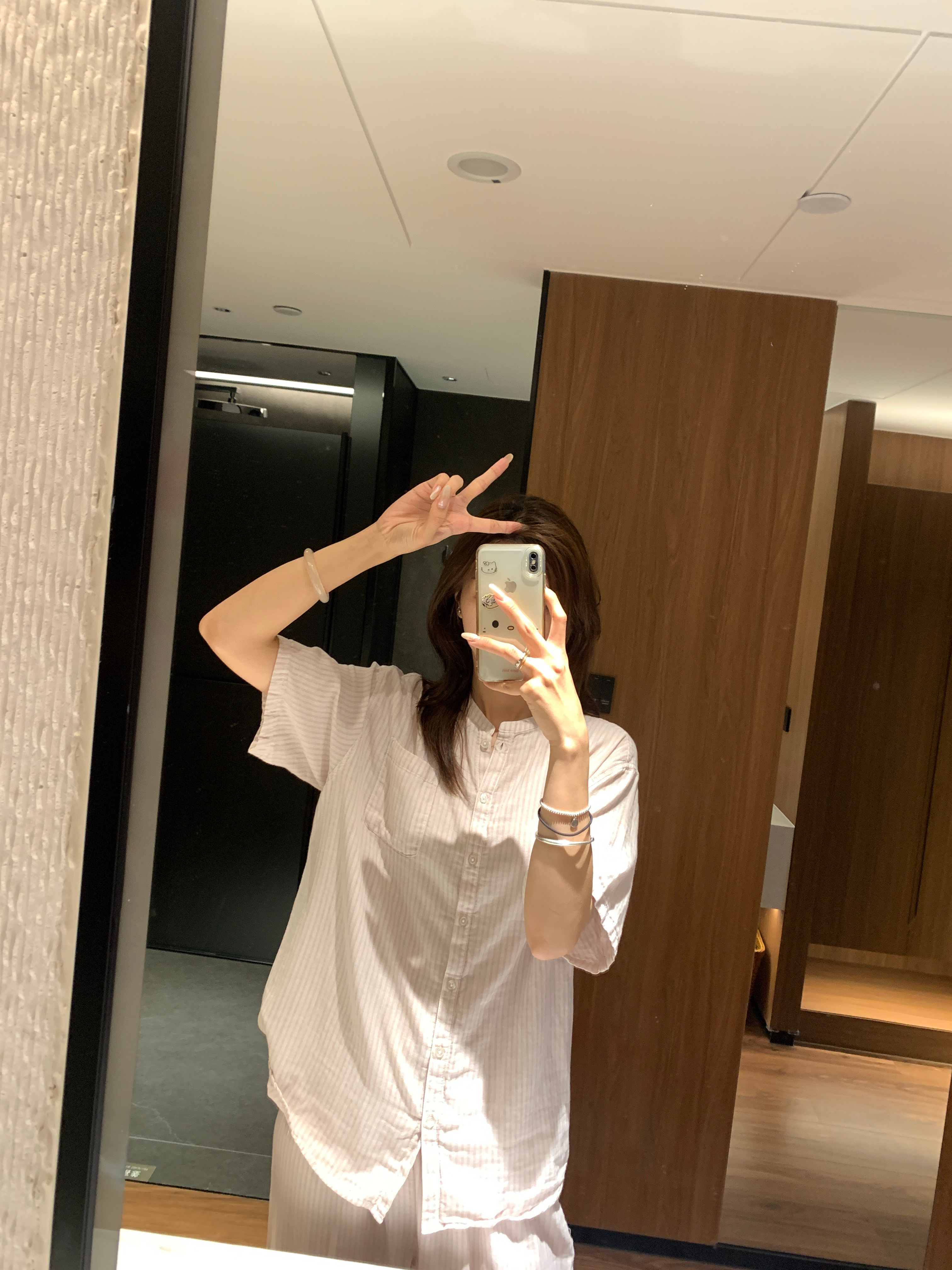短途出差带什么如图二电商牛马这种一两天的出差行程太多了只带必需品 整洁利落就好 