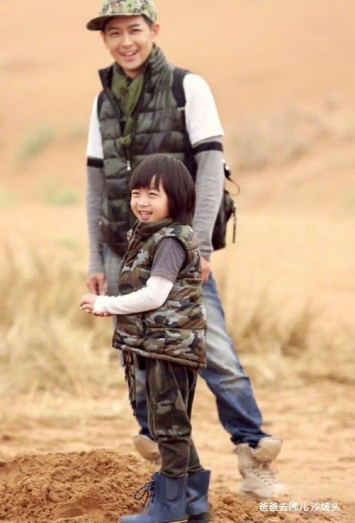 KiMi已经16岁了！！印象里他还是爸爸去哪的小孩子，让人不得不感慨时间过得好快