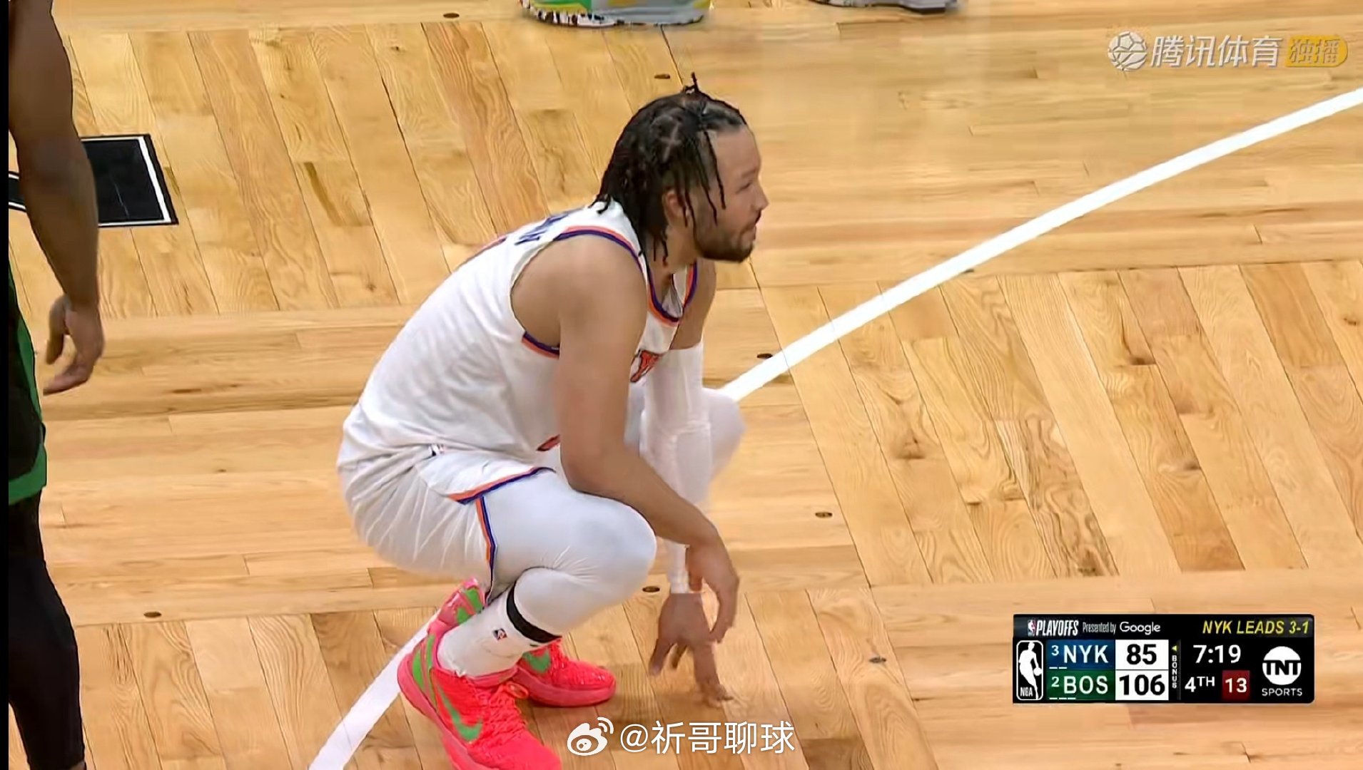 布伦森6犯离场，锡伯杜可以考虑收兵了。 最新凯尔特人大胜尼克斯，系列赛2-3。 