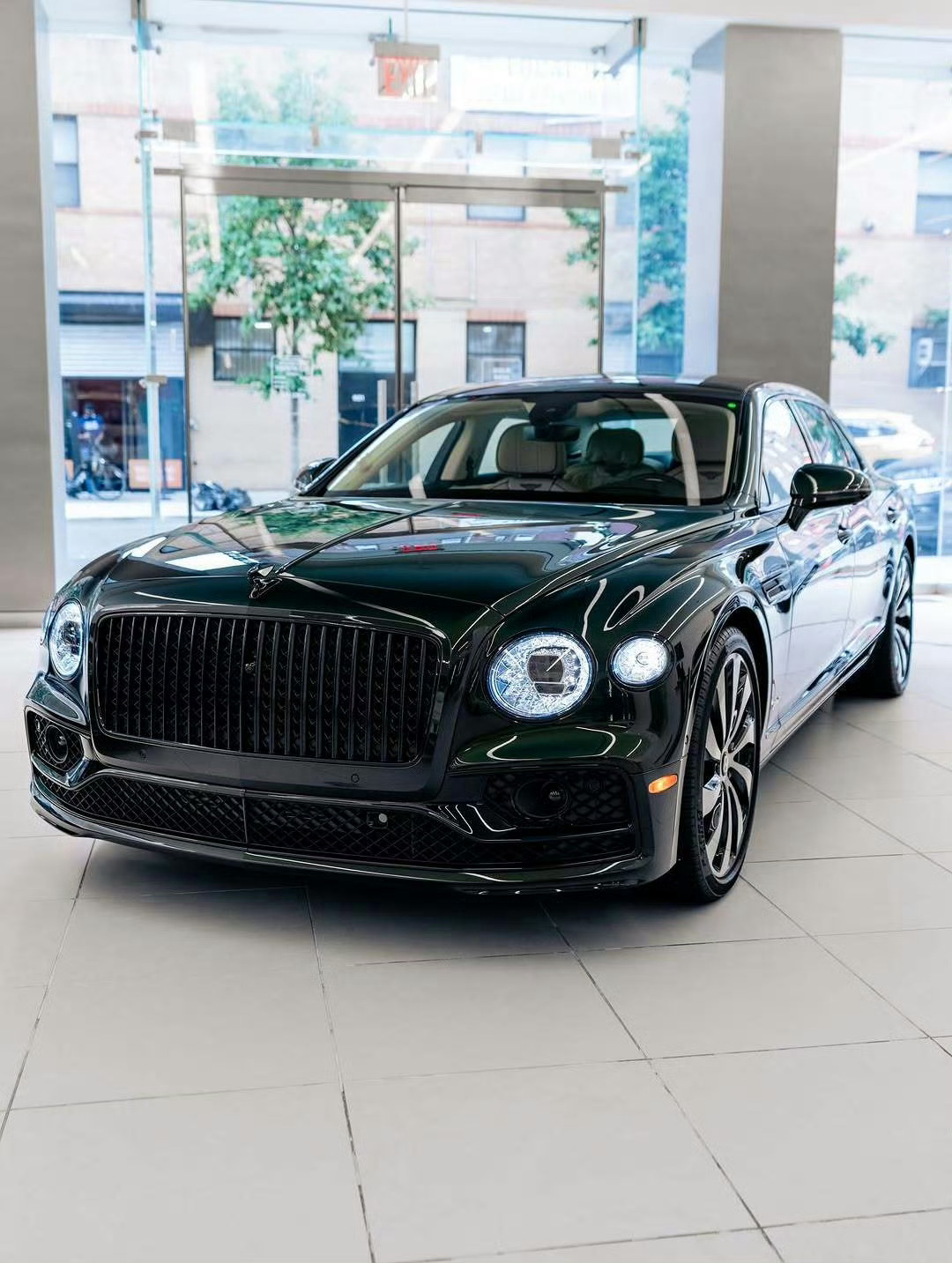 宾利 Flying Spur Hybrid [酷][酷] ​​​
