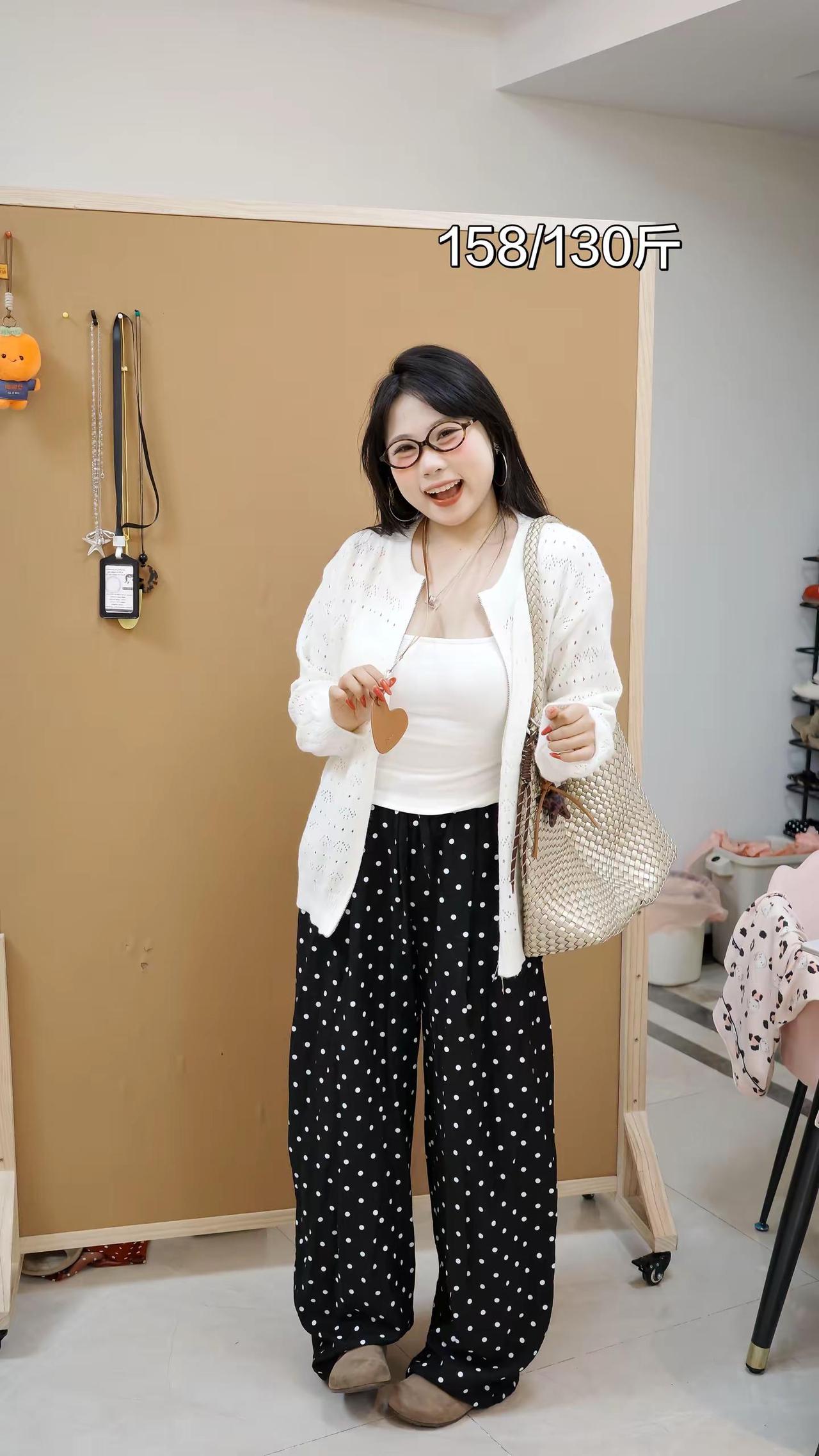 158/130斤 我们总是不经意拍下某张照片 直到成为回忆130斤