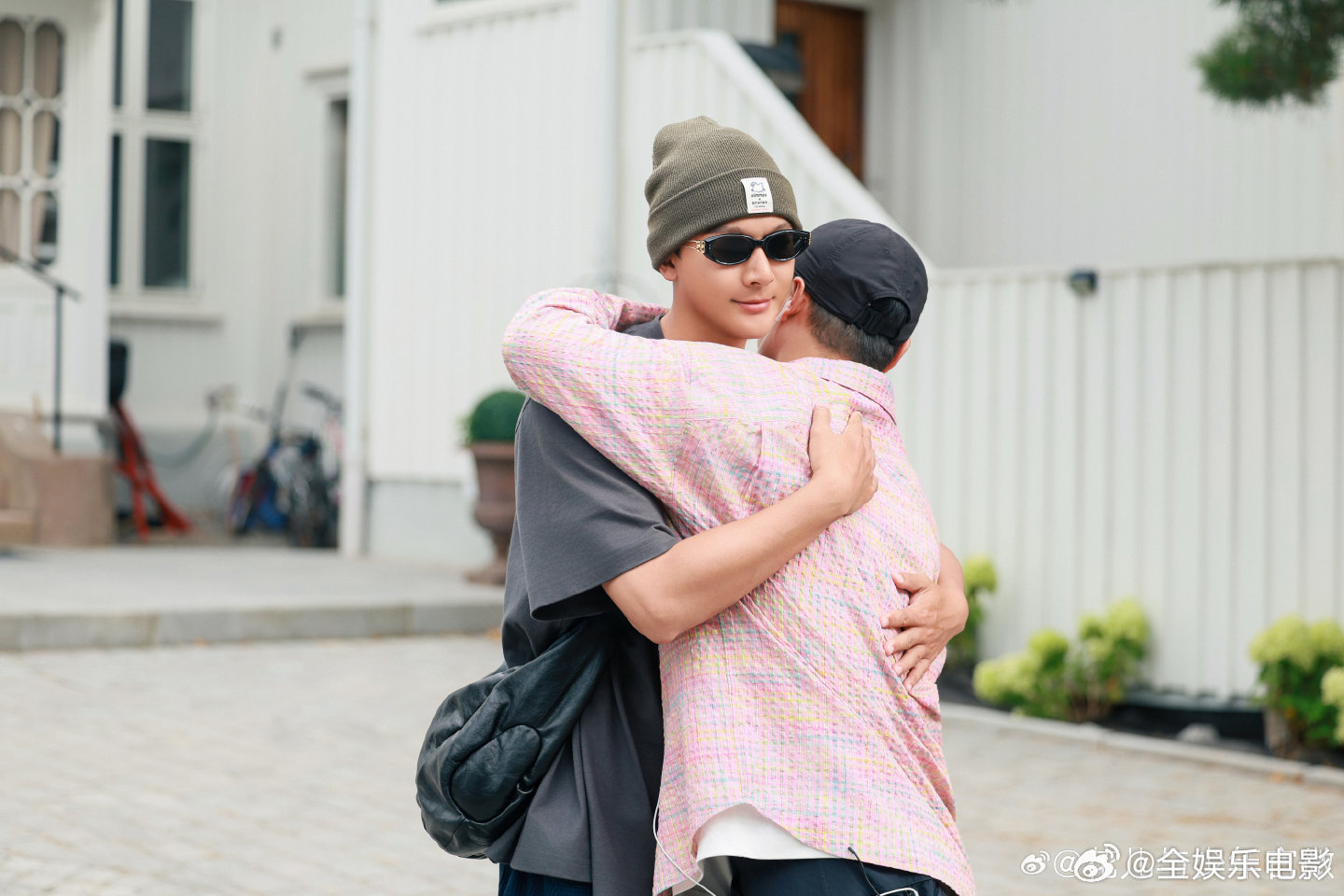 张晚意马思纯《海魂衫》改名《但愿人长久》，期待期待