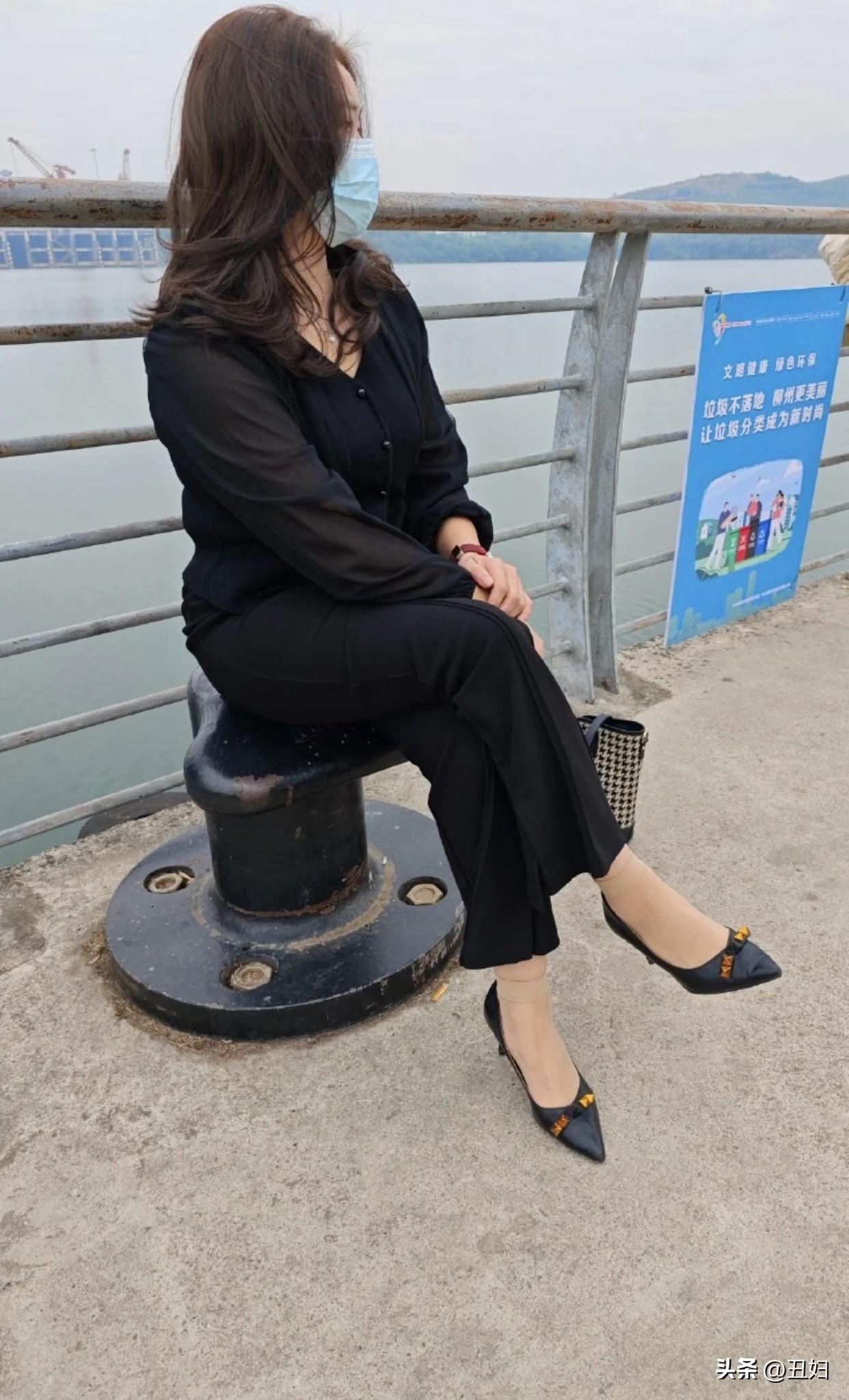 四十岁的女人最大的魅力是什么?四十岁的女人最大的魅力，可不是美貌能概括的。这时候