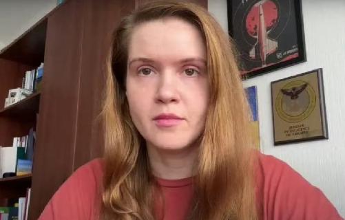 乌克兰最高拉达议员别祖格拉娅情绪失控地表示：“我们正在失去最后防线，随后便是巴甫