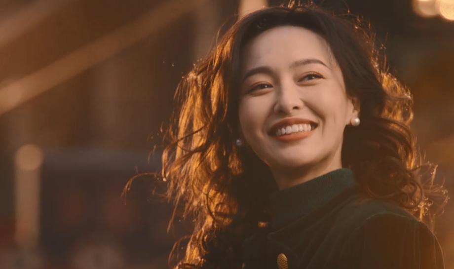 汪小姐才是最爱阿宝的人，不顾生命要去救他，玲子满脑子都是坑阿宝的钱，汪小姐的钱。