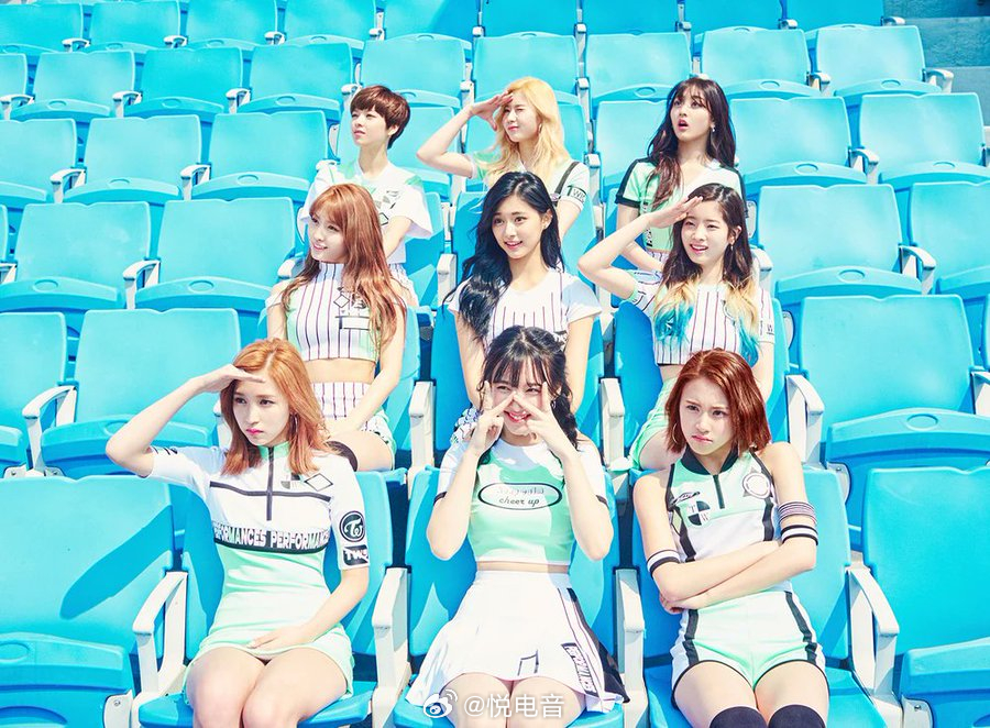 TWICE TWICE 的《CHEER UP》已经在 MelOn 上累计突破 3