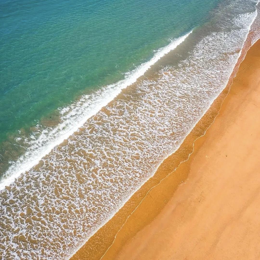 【想开，破解执念之困；看开，超越遗憾之绊；放开，挣脱往事之锁】
        