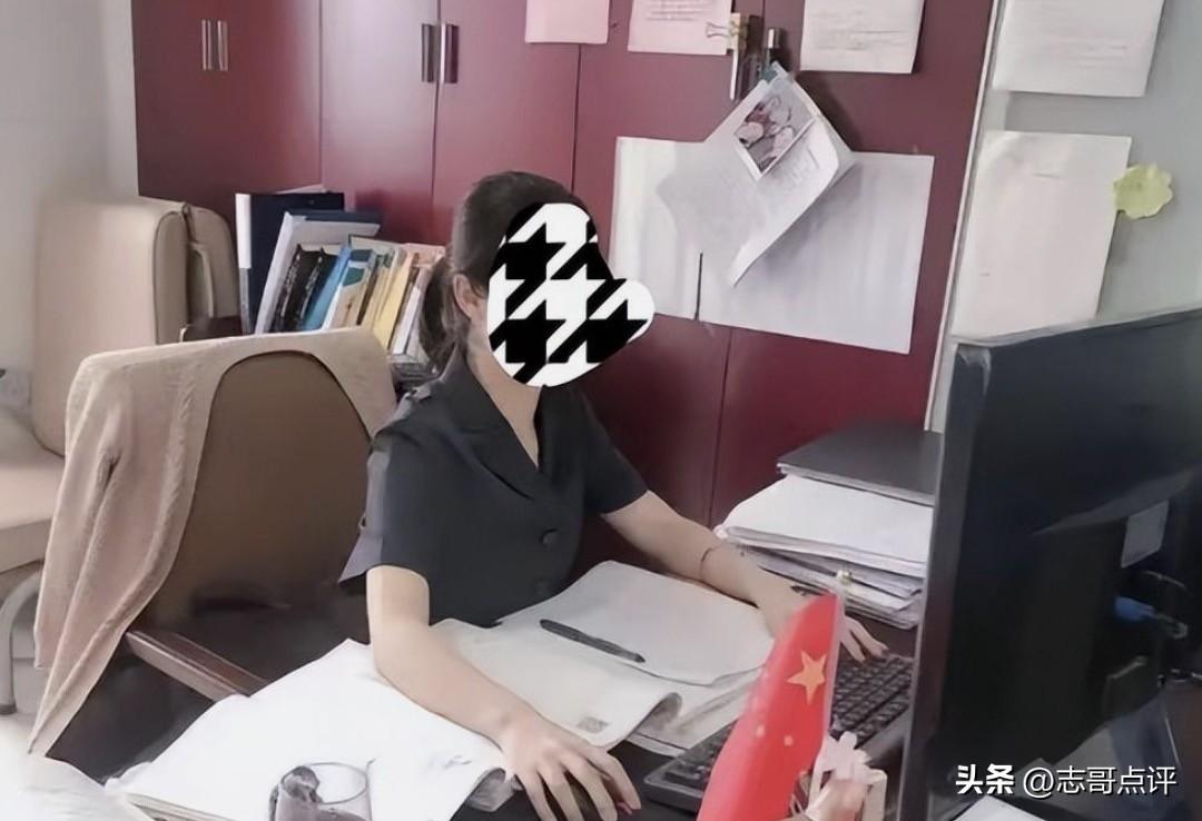 河南漯河37岁的女法官王佳佳，在小区停车场的电梯口，被人刺伤颈部后去世。而杀害她