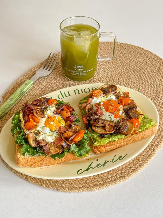 元气早午餐🍳培根口蘑煎蛋三明治🥪茉莉抹茶