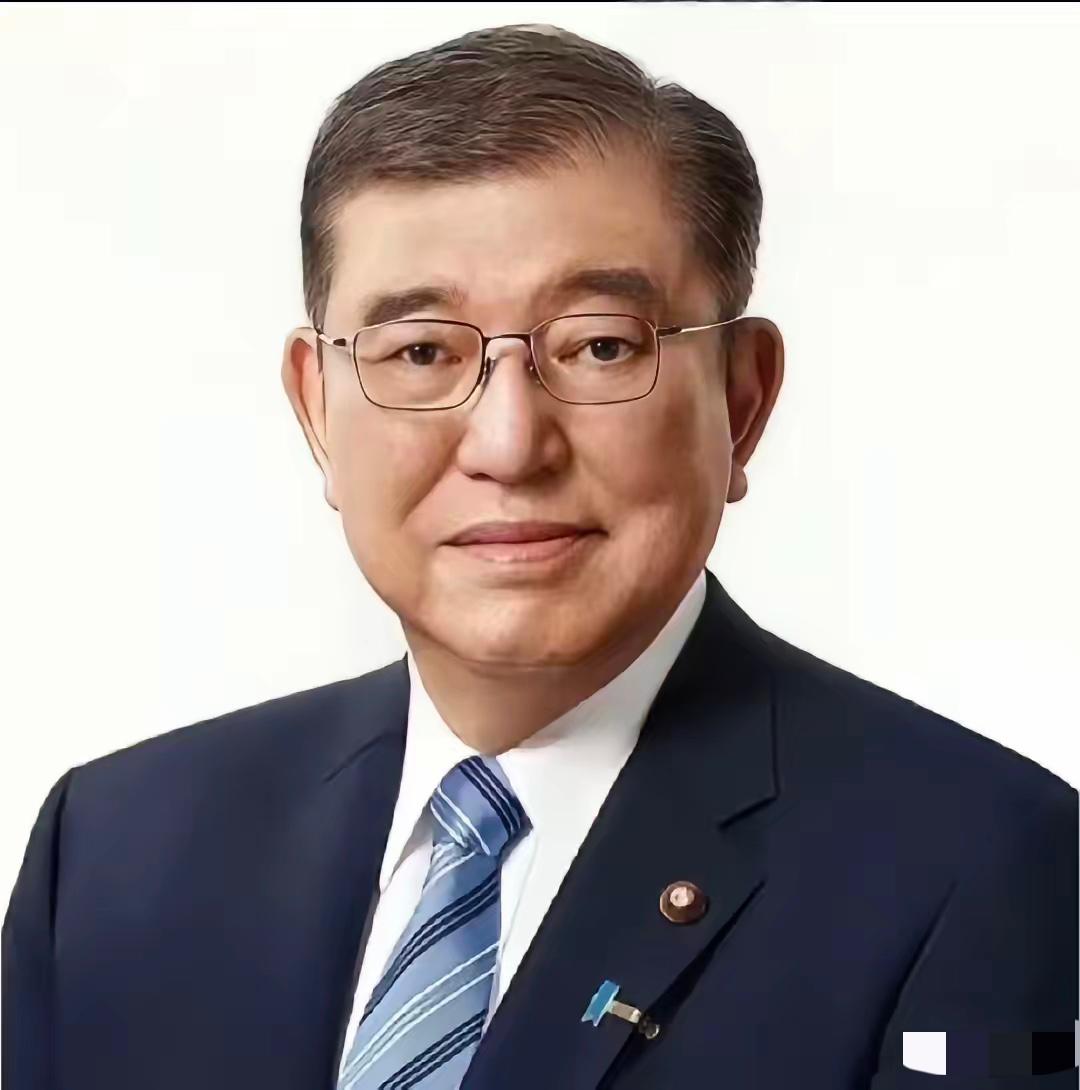 日本卸任首相爆猛料：明治维新不是奇迹，是靠抢中国2.3亿两白银续命！
即将卸任的