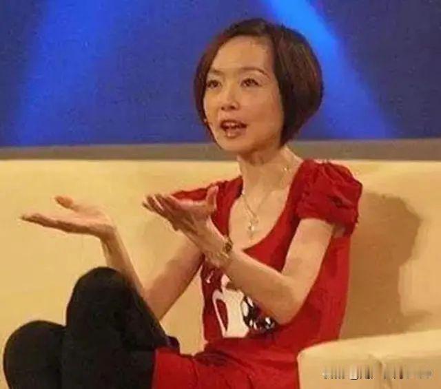 现在真的不知道吃什么合适了。

在物资匮乏的年代，只要能找得到的食物，都能吃得津