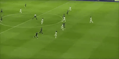 穆斯卡特必须喊陈威一声“爹”！没陈威上海海港就被打成筛子了！
今晚进行的亚冠精英