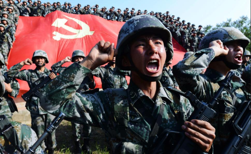 都火烧眉毛了，还有人捧着“妥协换平安”的迷魂汤猛灌！这脑回路，跟晚清那些跪着求和