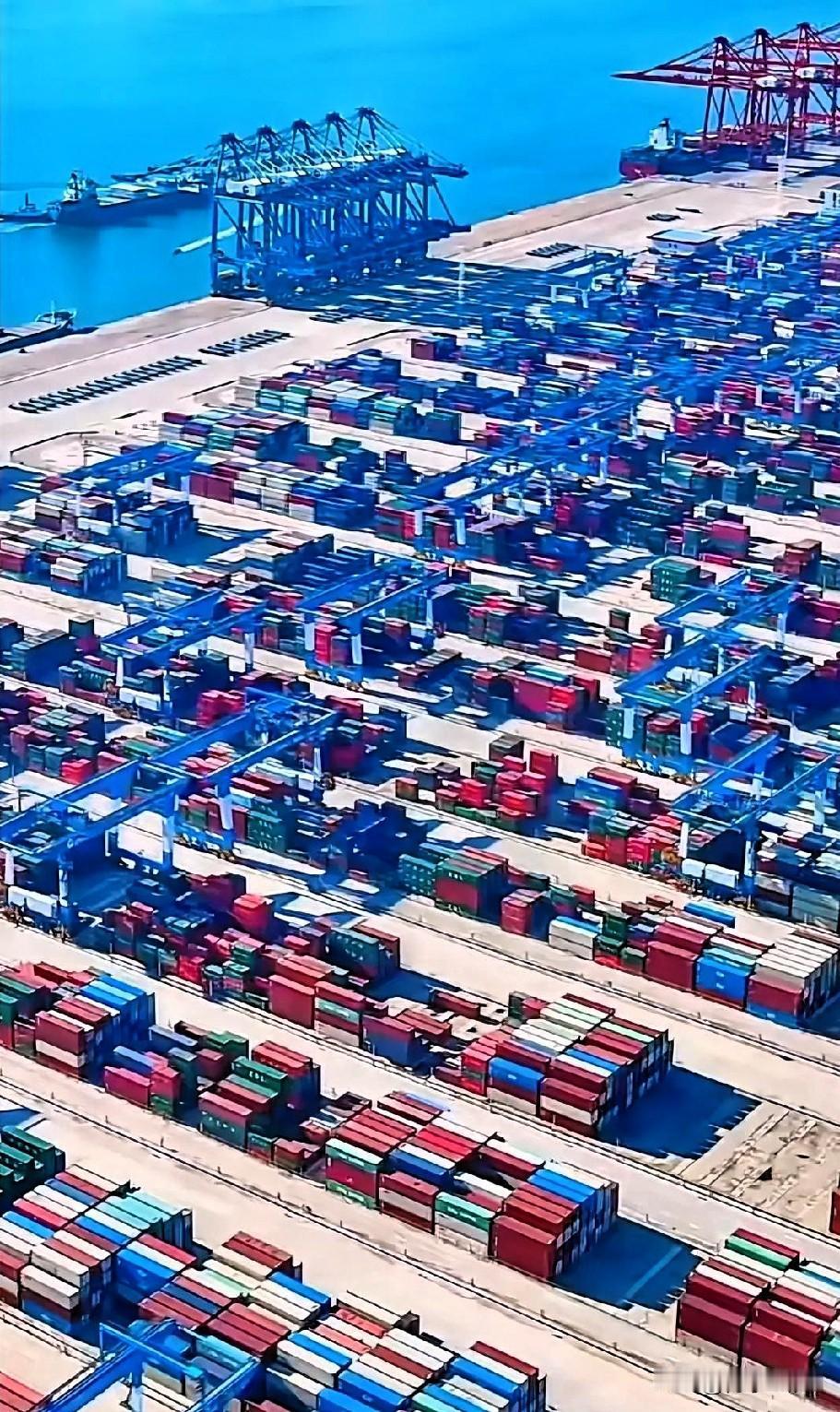 浅析广西2025年1-10月各地一般公共预算收入
一、总量格局：一城独大，梯队分