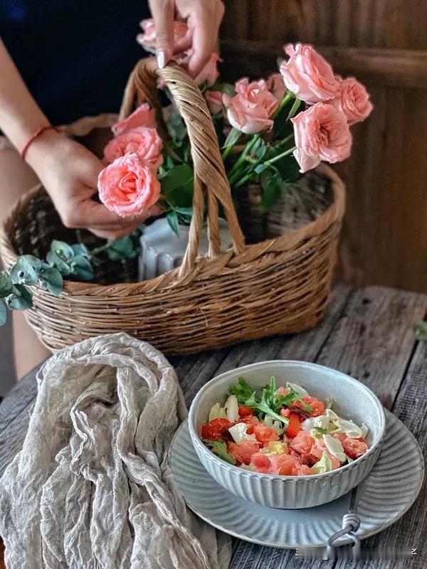 今天吃什么 今天进入“三九”，冷得让人直哆嗦，饮食可得好好调整。给大家分享几道适