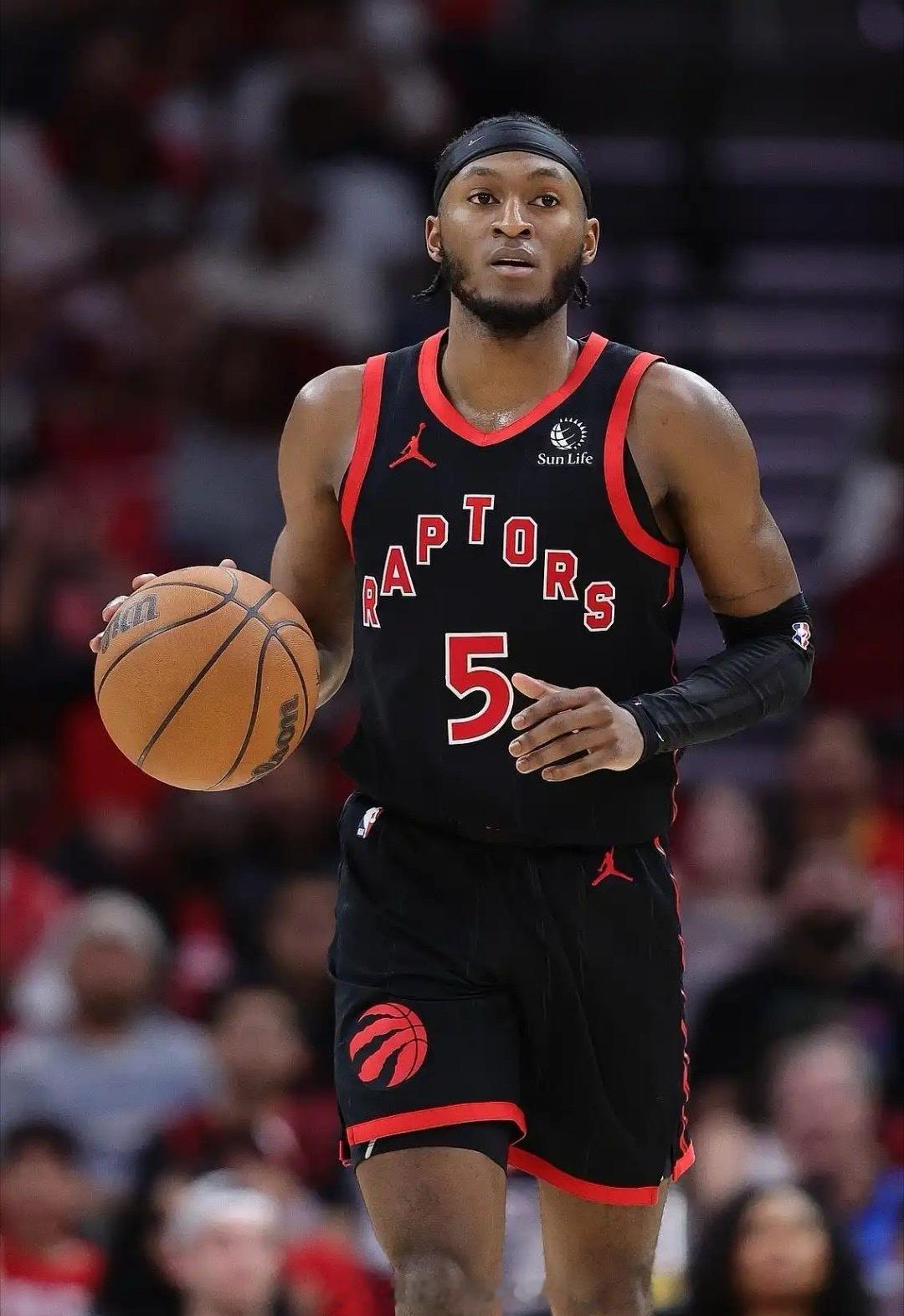 奎克利遭遇腿筋拉伤，将缺席与骑士系列赛G1！猛龙vs骑士NBA季后赛