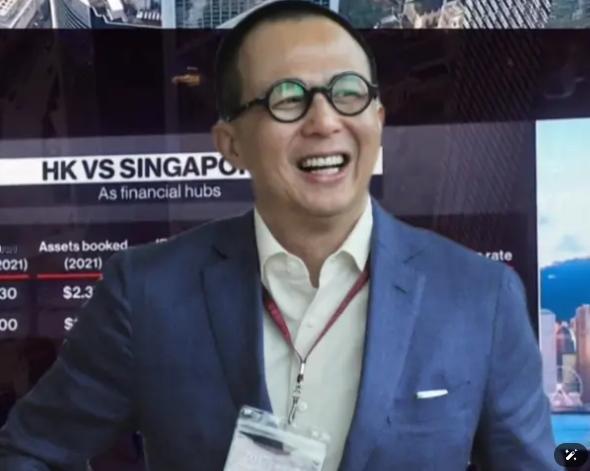 谁也没料到，香港世界杯转播权竟被李嘉诚儿子李泽楷以 1.7 亿拿下了！

这消息