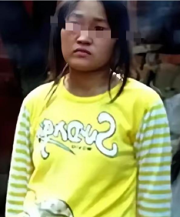 2006 河南高考考场，考生蒋多多直接在试卷写下八千多字痛批高考与教育制度，严重