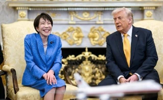 特朗普访华，日本全网竟然集体破防，心态直接崩了！为啥？因为特朗普那个怼天怼地、走