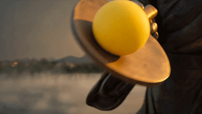 起猛了看见孔子打乒乓球了不会是乒乓球大国啊，怎么孔子都开始打乒乓球了！！这是什么