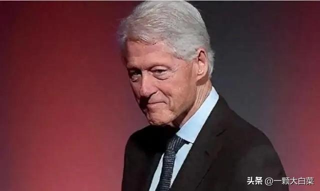 克林顿：我一生有两件事感到很遗憾，一是说服乌克兰销毁核弹头，二是中国加入WTO