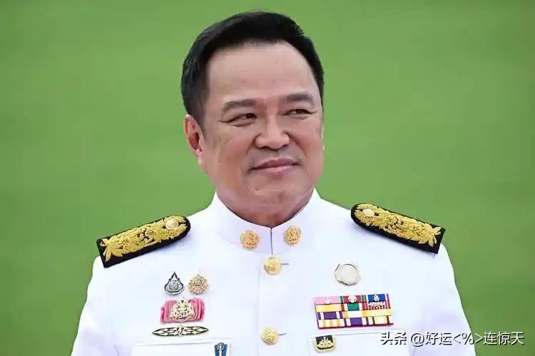 最近泰国政坛出现了一个挺让人意外的举动，新任总理阿努廷在上任之后，直接把原本的劳