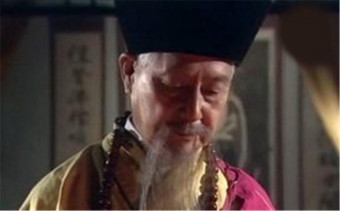 红叶禅师：
阿米豆腐！不群，你练《辟邪剑谱》之前，老衲叮嘱你的话是一定要去自宫、