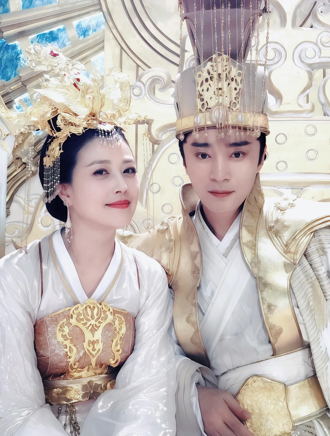 至高至明日月，至亲至疏夫妻。