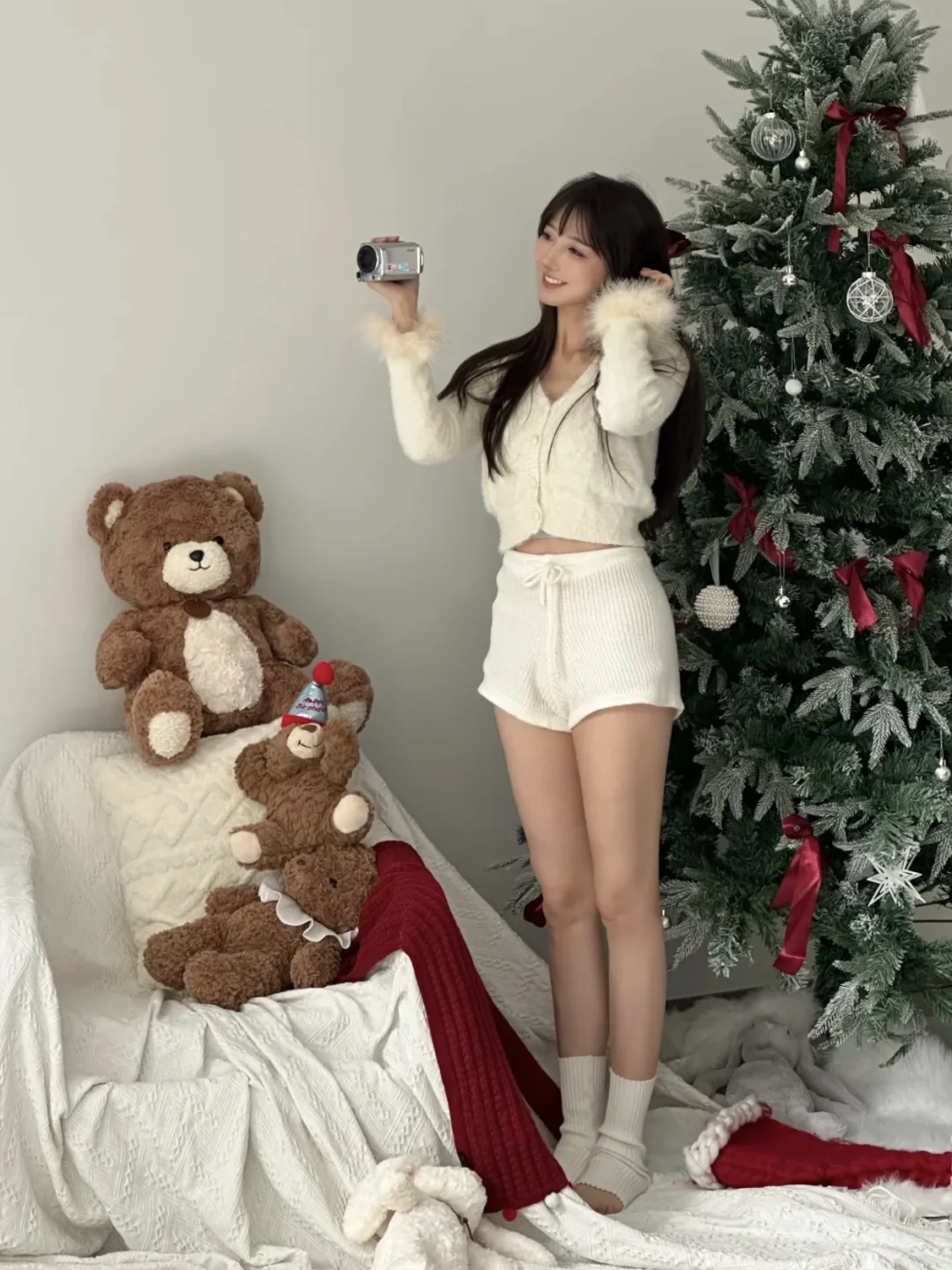 🎁➕🍪➕📹➕🎄