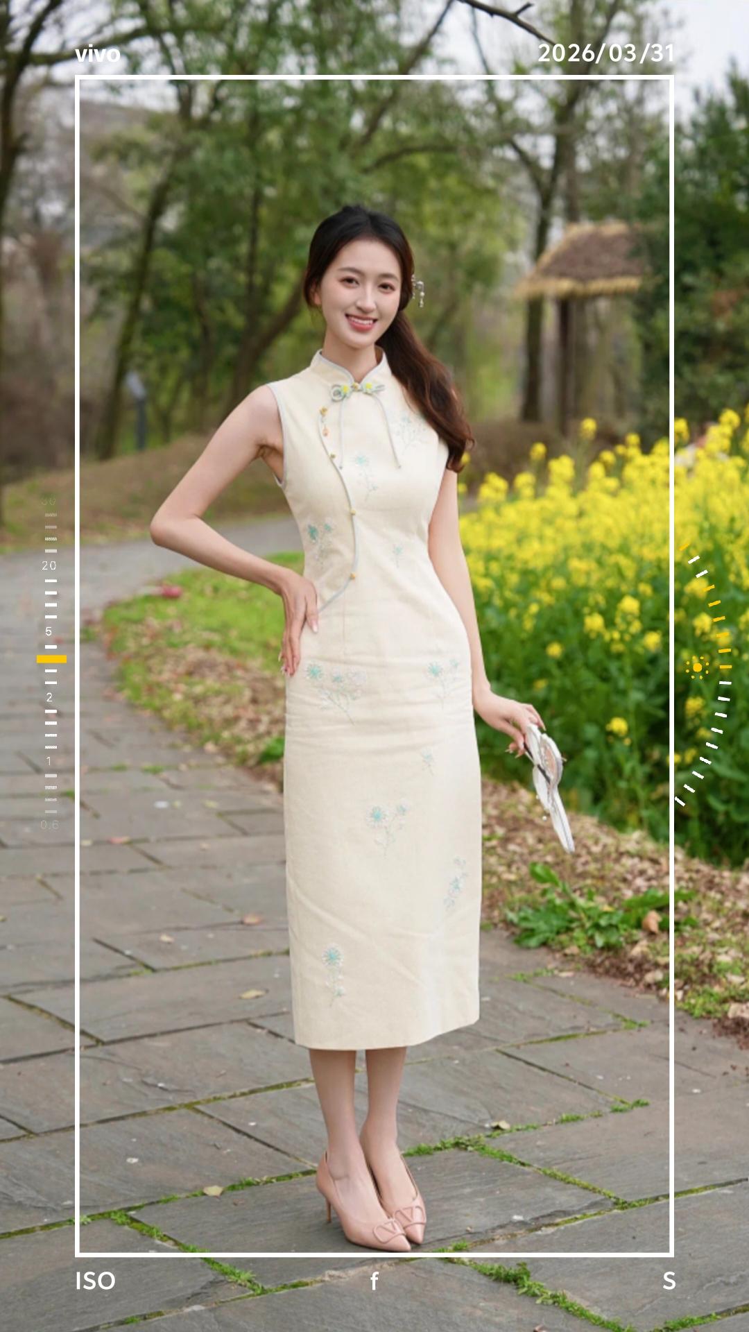 春日穿搭指南：优雅旗袍裙，尽显东方韵味