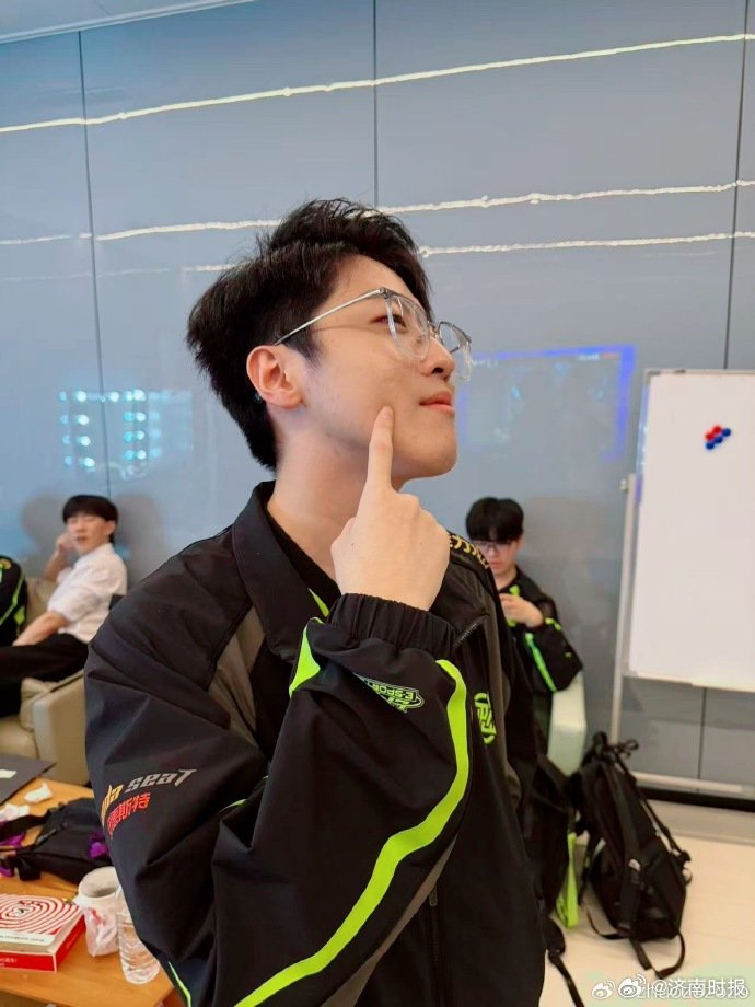 【#NIP回应战胜BLG#】#Zhuo回应NIP战胜BLG# 23日，在2026