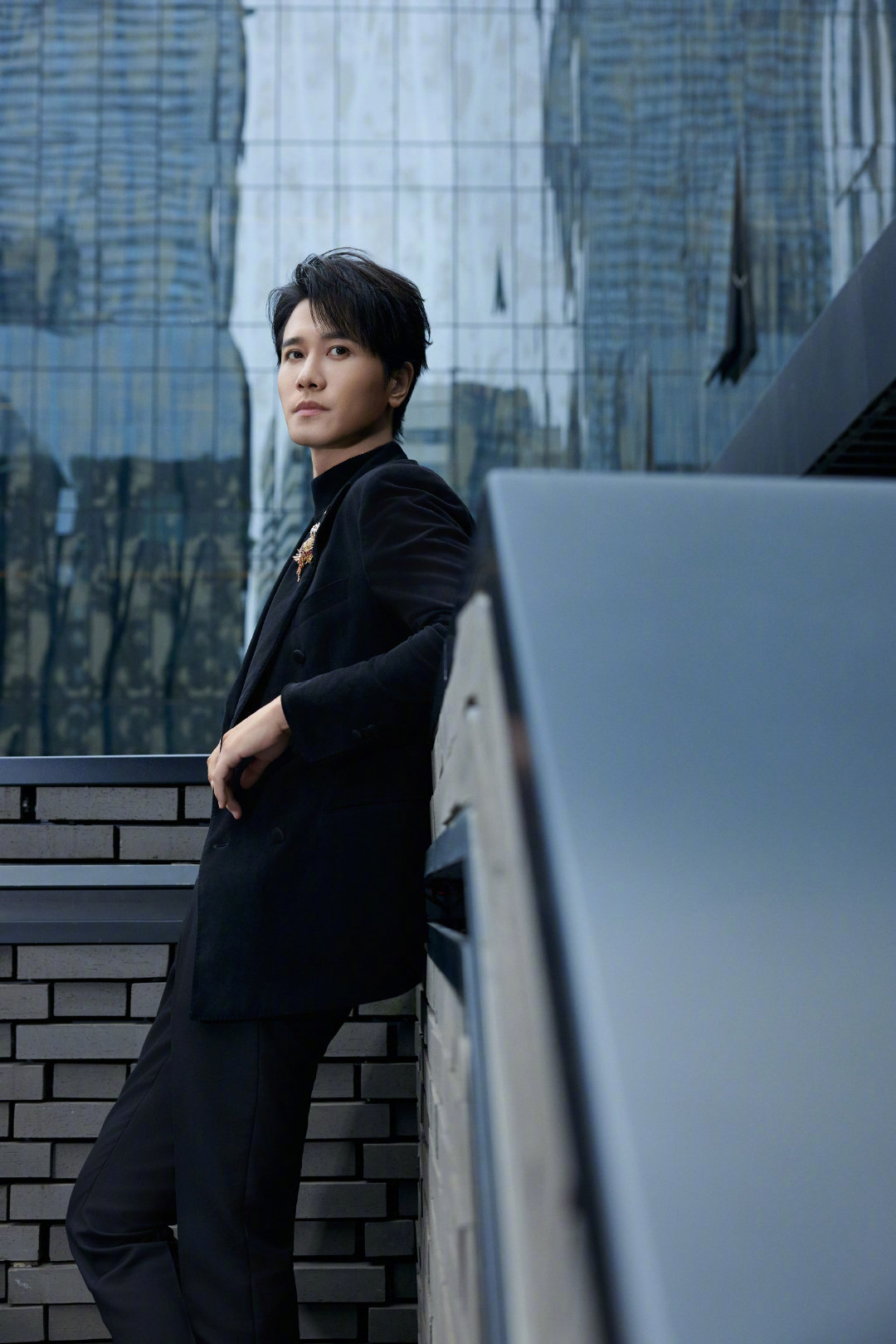 有时候挺不理解她的想法跟行为！说实话还挺期待彭冠英拍的电视剧