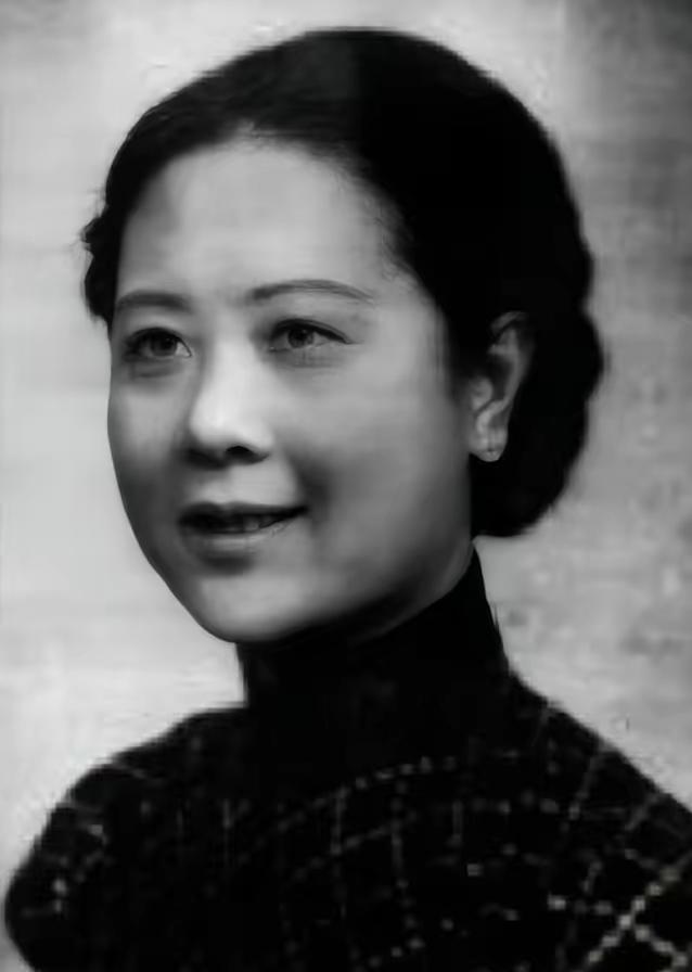 张学良晚年回忆于凤至：我和她没感情，不过生儿养女！她也有外遇，张学良说的这番话，