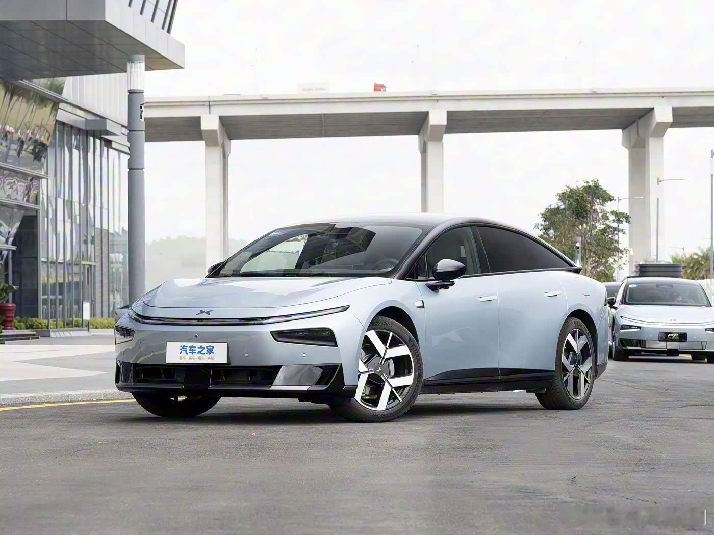 数据显示，小鹏汽车今年1-11月累计交付391937台，同比增长156%。除了销